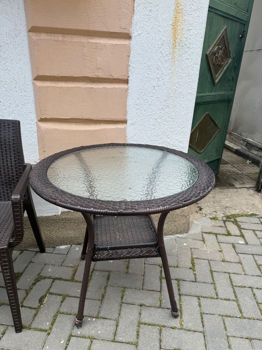 ИЗГОДНО!!! Продавам маси и столове! ИЗГОДНО!!!