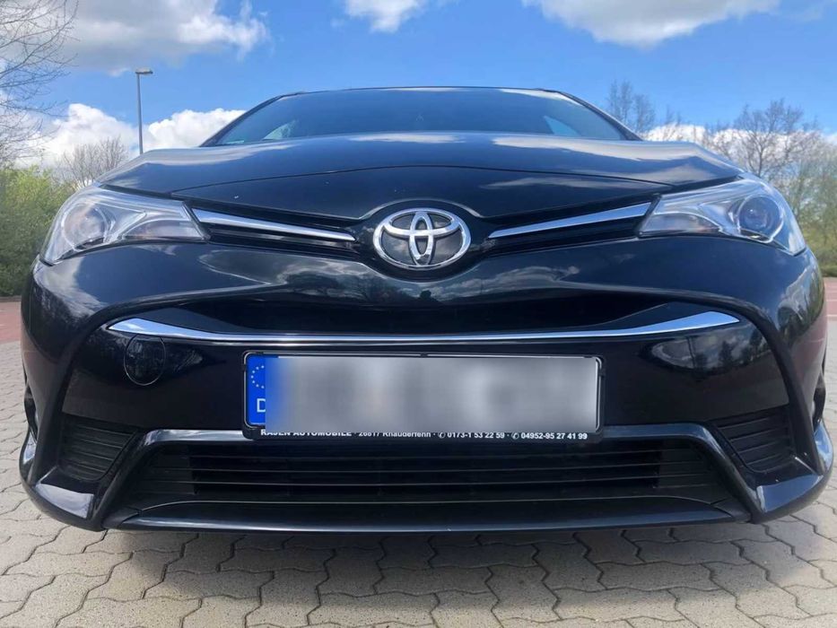 Toyota Avensis 2015година. 2.0 D-4D 143к.с.