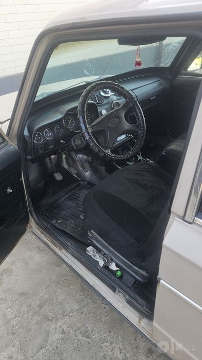 Vaz 2106 Juguli 1990 yil zadniy mostlari zo'r ovoz yo'q rasxodi yo'q