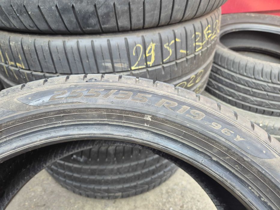 1 Anvelopa de VARA - 255/35/19 - PIRELLI - CA NOUA - DOT 2024 RFT !