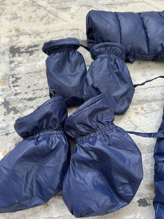 Продам зимний комбинезон Chicco