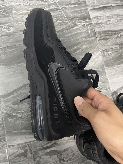 Продаю кроссовки Nike Airmax