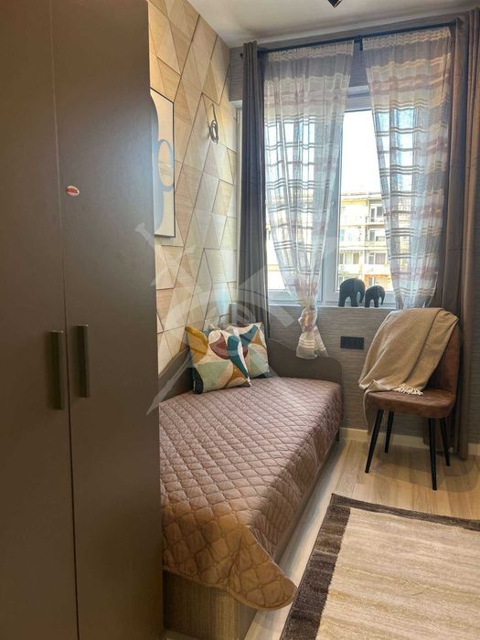 Продава се Тристаен апартамент в Пловдив, Гагарин - 60 кв.м за 1254 €/кв.м - Снимка #2