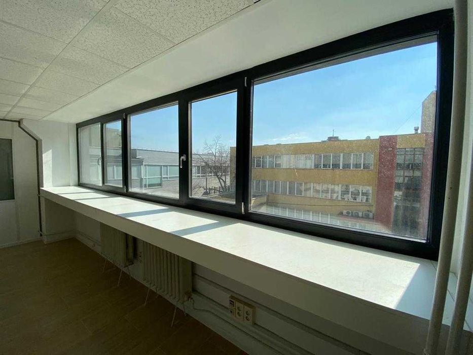 Piata 700,Unirii, spatii/birou SAD 75 mp,ultracentral,parcare