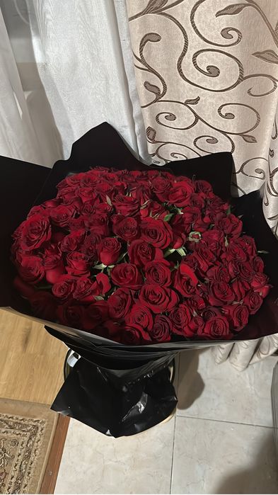 Свежий әдемі гүл сатамын