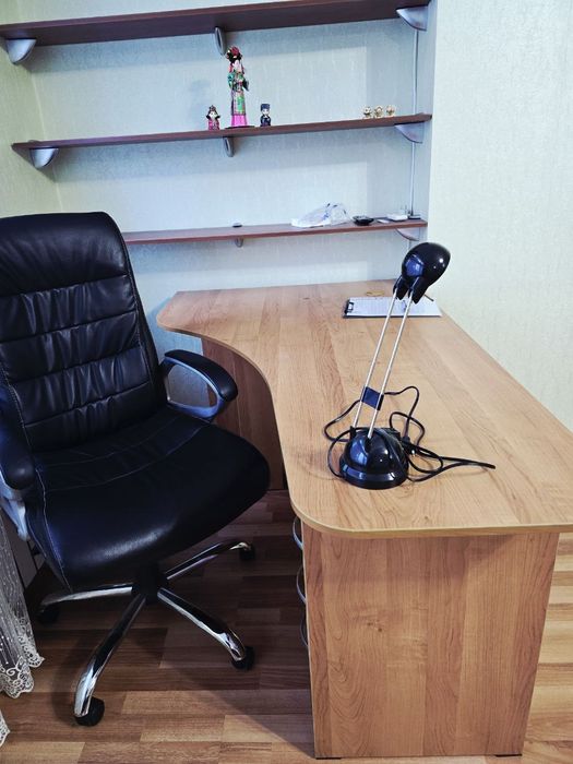 Продам офисное кресло