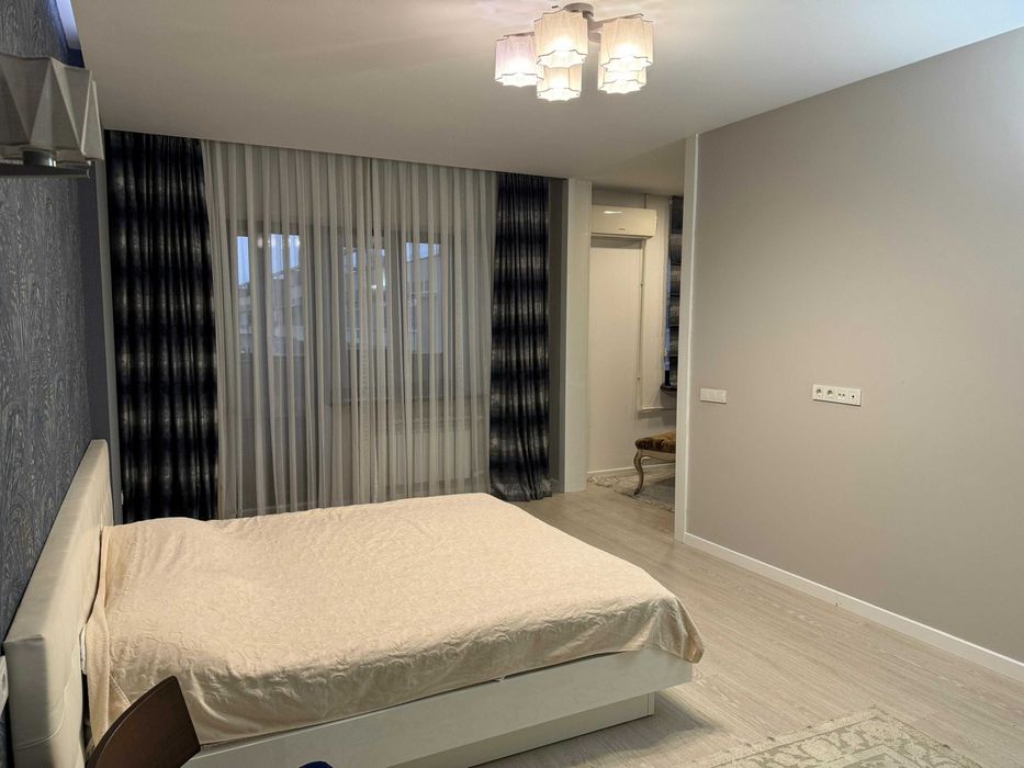 Продам 4-х комн квартиру