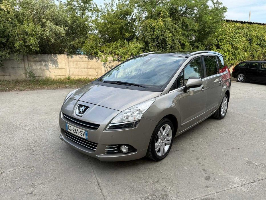 peugeot 5008 7 locuri