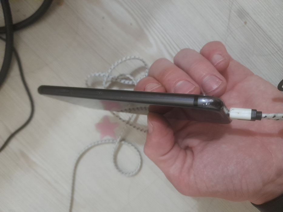 Vand / Schimb Iphone 8