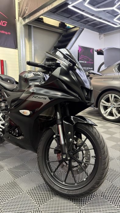 Yamaha YZF R125