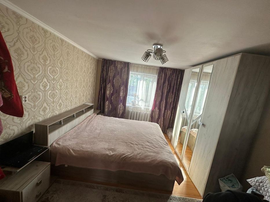 Срочно Продам Спальный гарнитур