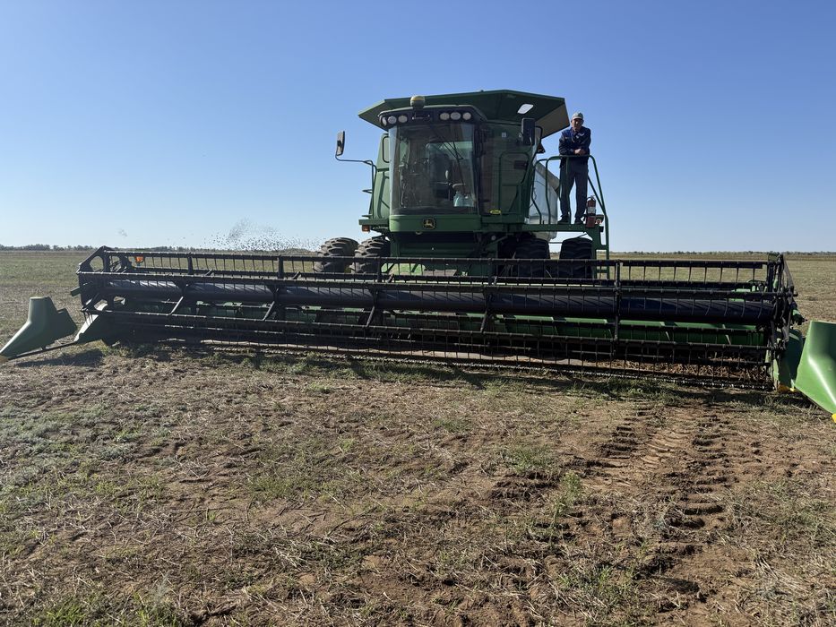 Жатка John Deere 630F