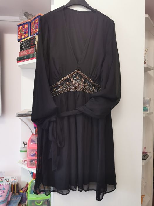 Rochite ocazie,elegante masura 40, 42, 44