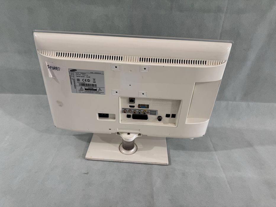 Телевизор - Samsung 22 inch / Smart / А15