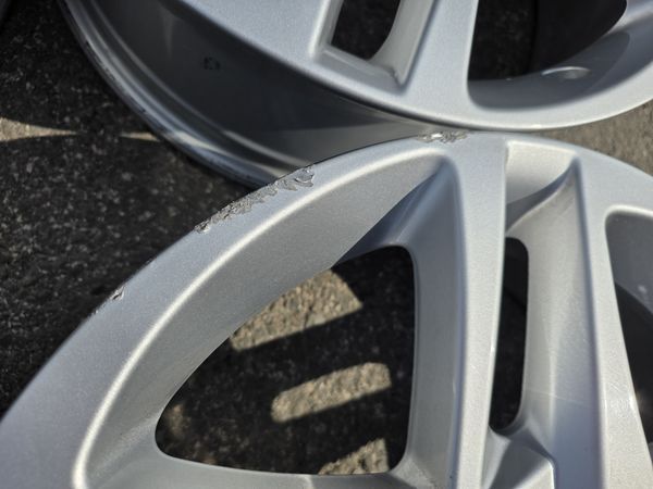 17цола Toyota 5x114,3 Тойота 4бр Оригинални