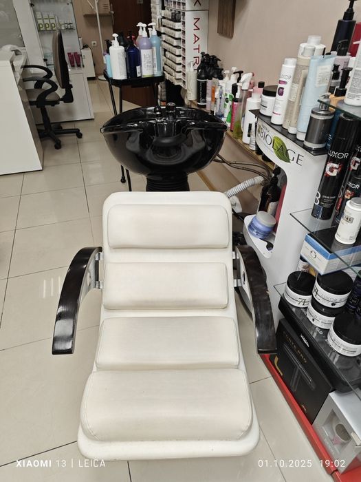 Извивна колона  в отлично състояние