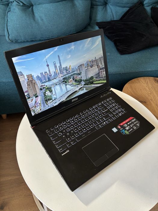Msi Gaming 17,3” •i7-7700HQ• 16Gb Ram • Placa video 4Gb Nvidia GTX 1050Ti