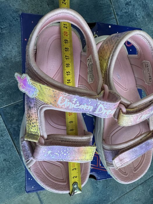 Сандали Skechers светещи