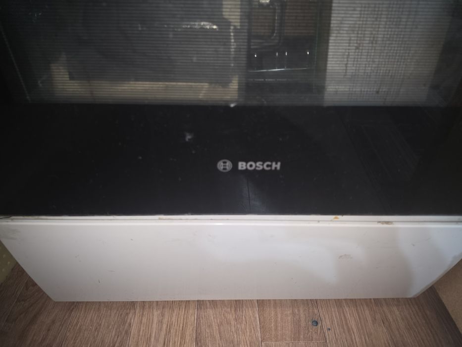 Продам газовую плиту Bosch