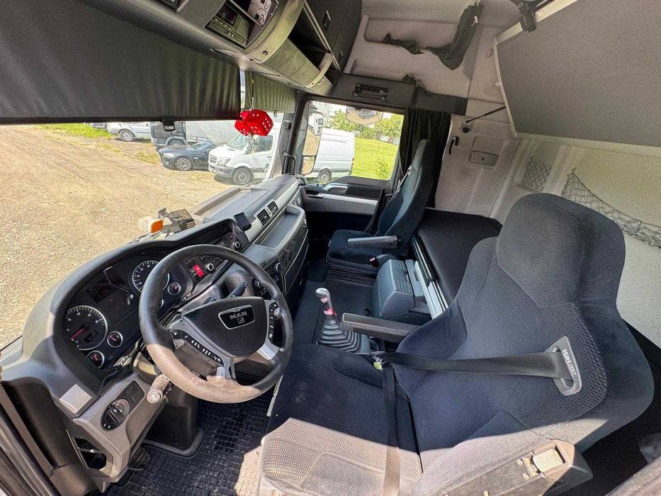 MAN TGX 18.360 BDF apicol/frigorific/containere BDF CU LIFT
