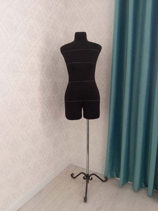 Портновский манекен.