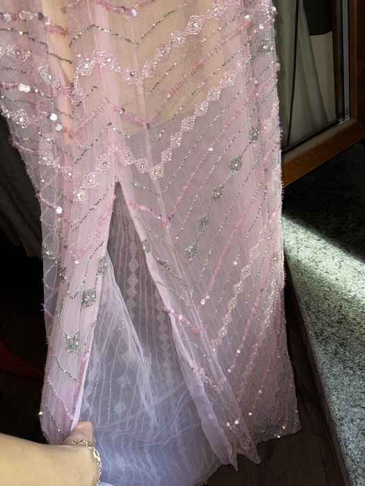 Продавам чисто нова бална рокля!ЦЕНАТА Е ПО ДОГОВАРЯНЕ!