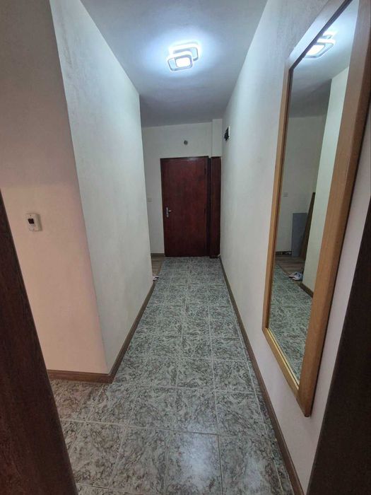 Продава се Тристаен апартамент в Тетевен - 75000 кв.м за 1 €/кв.м - Снимка #6