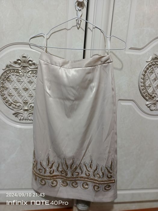 Kostyum yupka костюм юбка  narxi kelishiladi