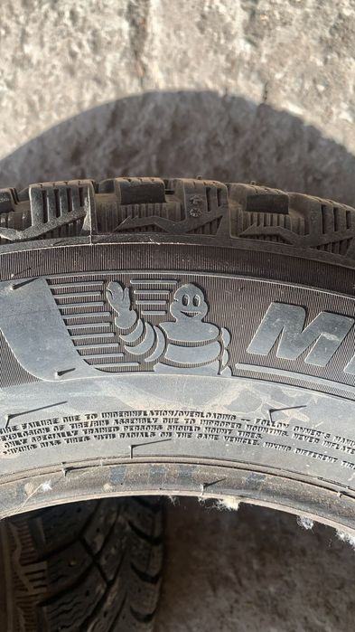 Шины  215/65R16  Michelin