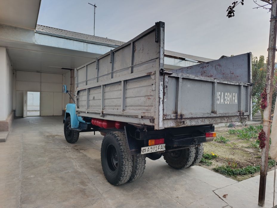 Gaz 53 samasval sotiladi