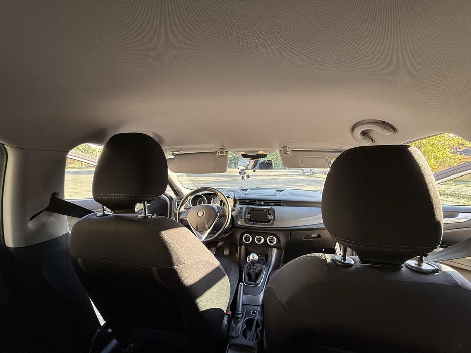 Alfa Romeo Giulietta – 2014, Benzină, Stare Excelentă