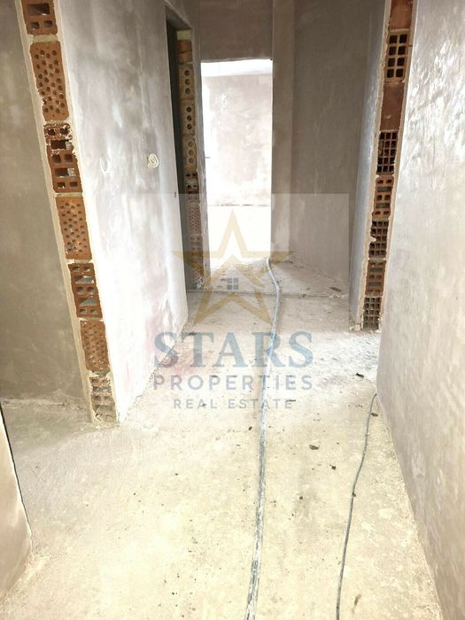 Тристаен просторен апартамент