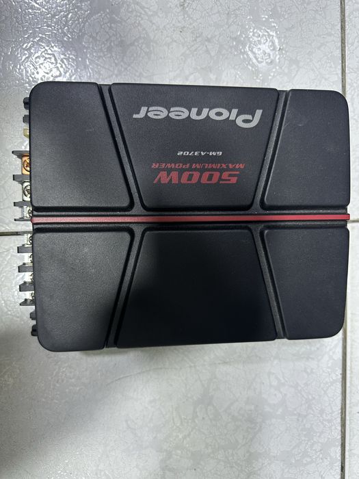 Pioneer 3702 original usilitel 500w