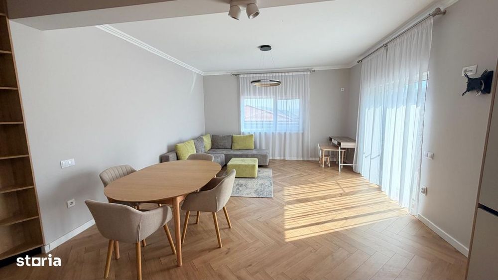 Casa in Corusu - mobilier personalizat si teren de 725mp