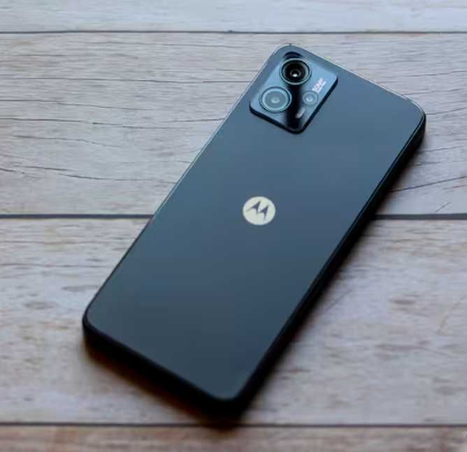 Motorola moto G13