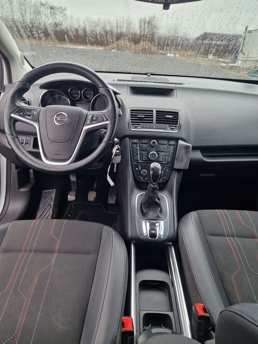 Vand urgent  opel meriva