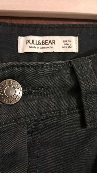 Super Oferta- Pantaloni Pull& Bear, Geci fete,colanti Nike 40lei/buc
