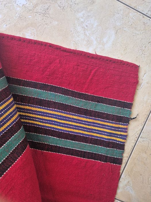 Ръчно тъкани черги нови