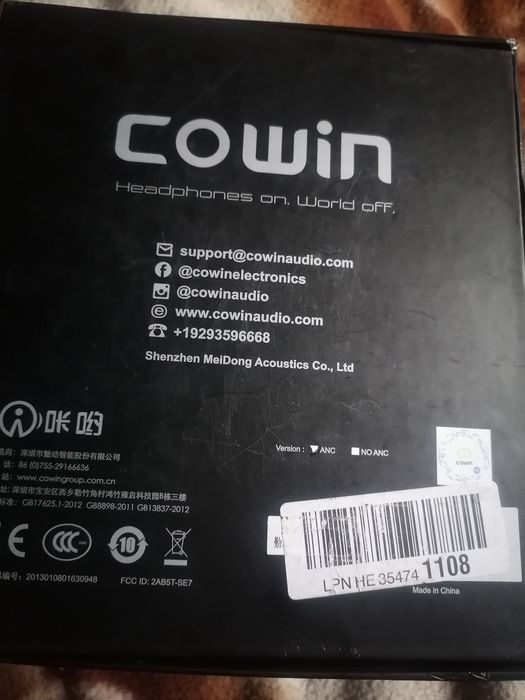 Vând playstation 4 Fat și căști