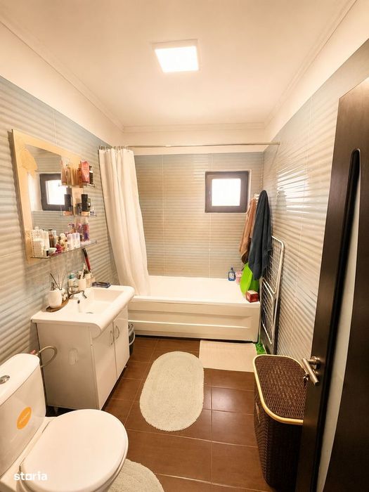 Apartament de 2 camere, decomandat, Cartier Astoria