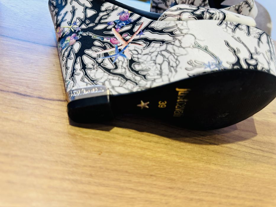 Сандали Just Cavalli