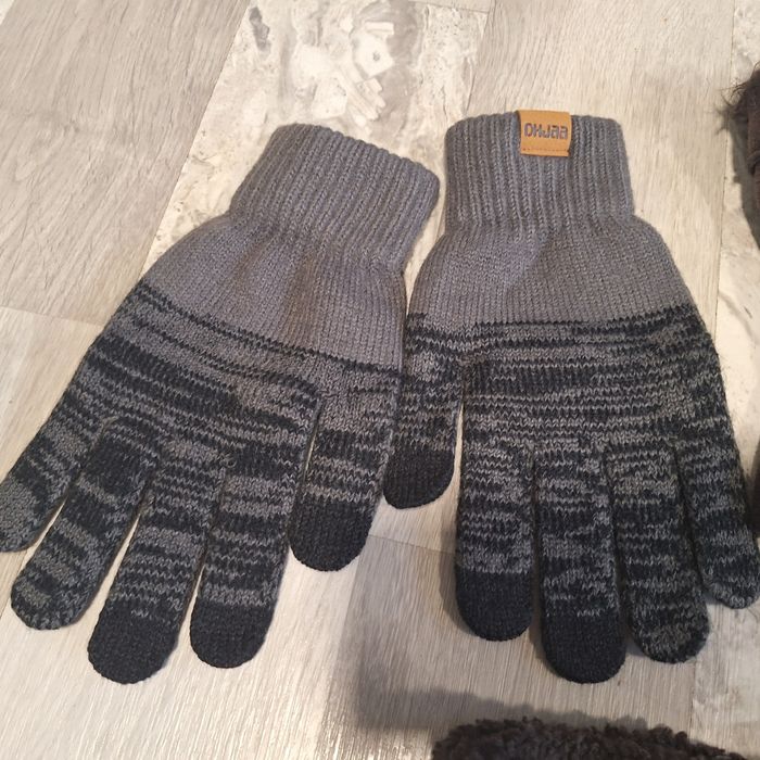 3 perechi de mănuși