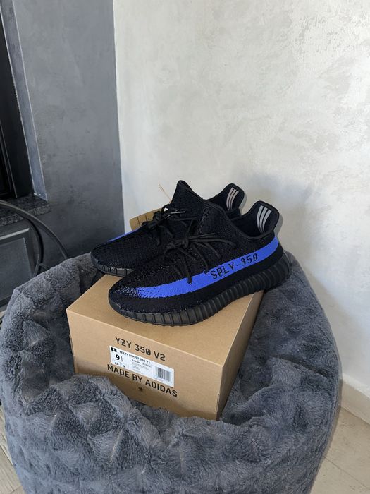 Adidas Yeezy Boost 350 V2 Dazzling Blue