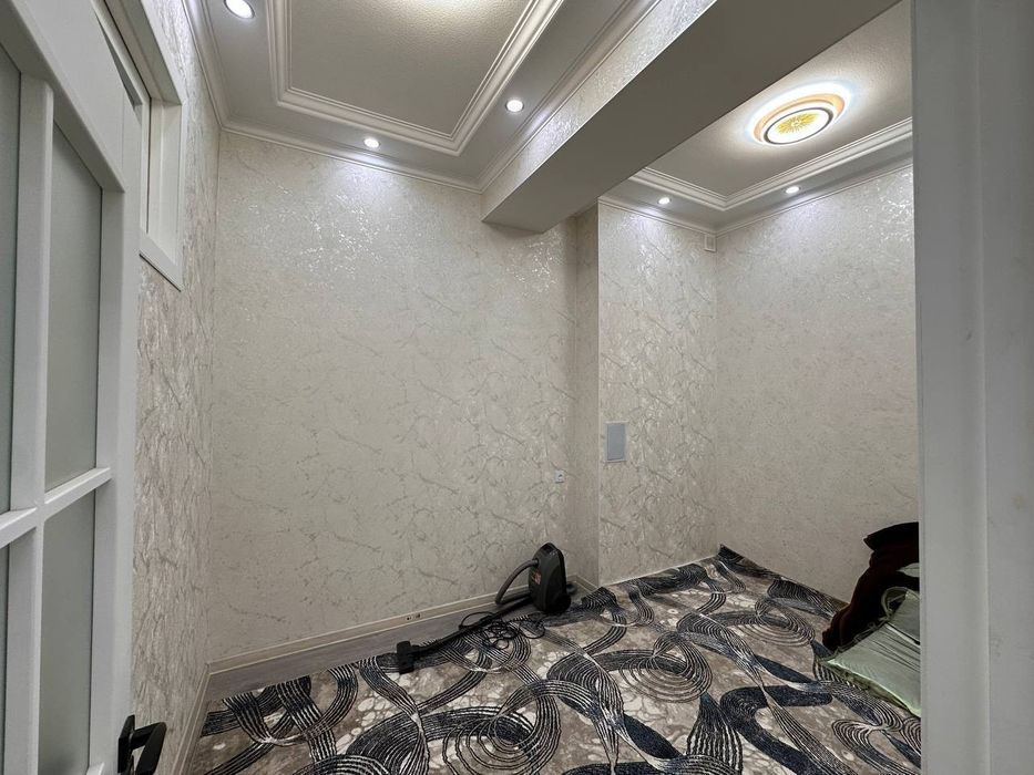 Срочно продаётся квартира Адрес Вагзал дол дороги 100кв 3 км 50.000$