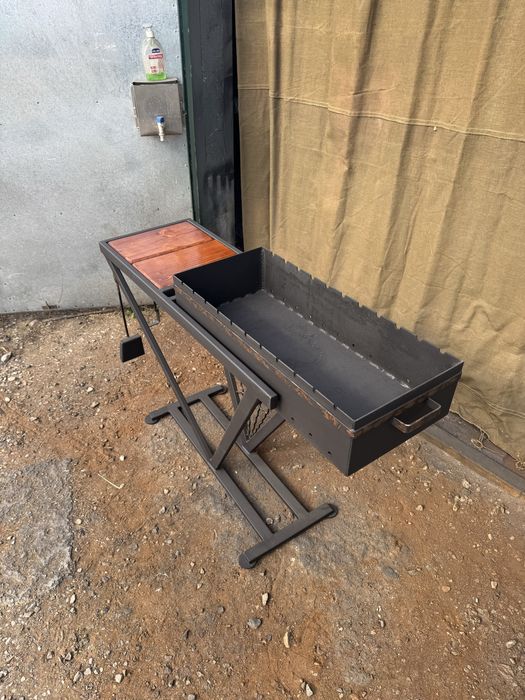 Мангал со столиком