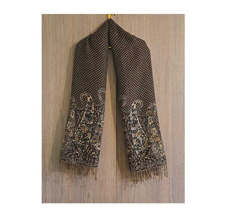 Eșarfă cu două fețe – model elegant, 185x70 cm