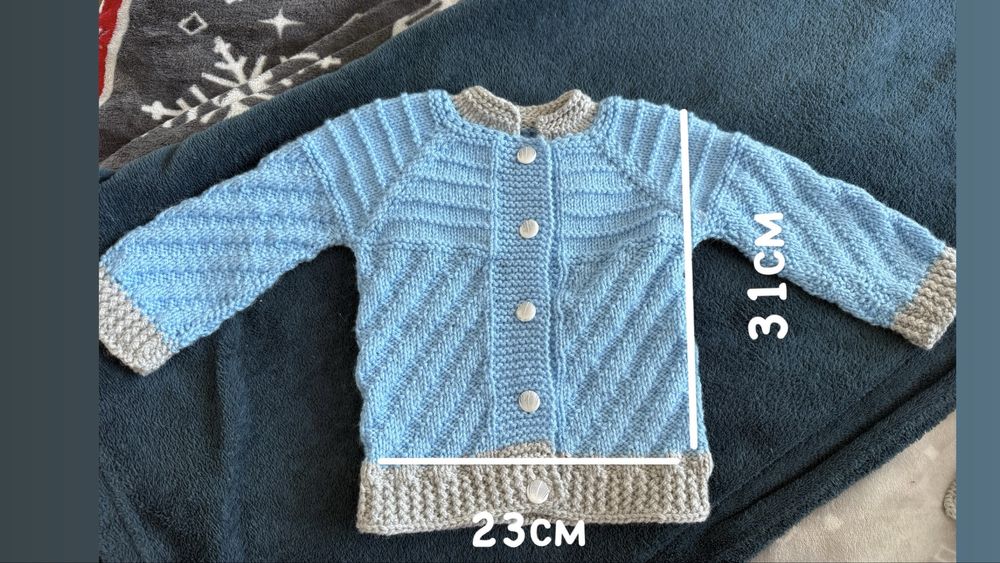 Ръчно направени бебешки дрешки