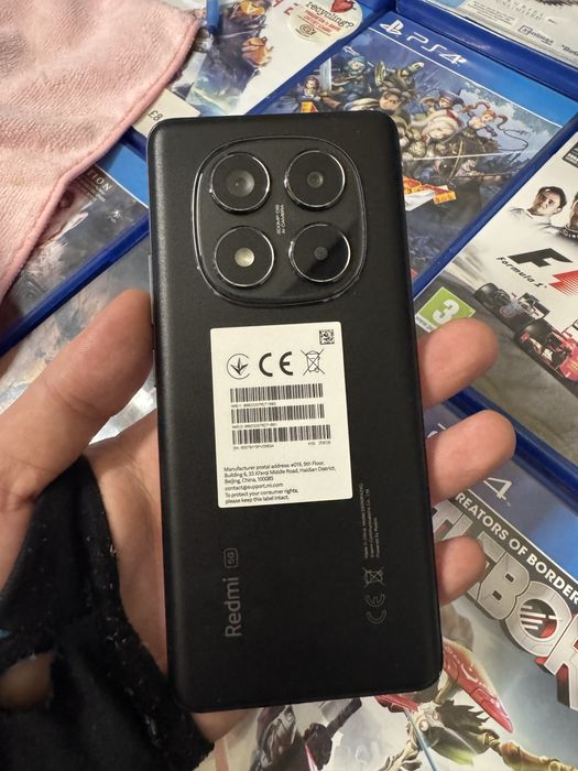 Redmi Note 14 Pro 5G 256 GB impecabil, 8+4 GB RAM fără uzură