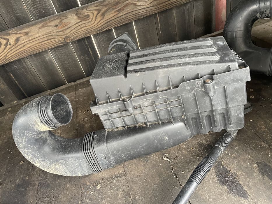 Carcasa filtru aer Golf 5 6 Passat b6 b7 CC 1.6 1.8 2.0 euro 5