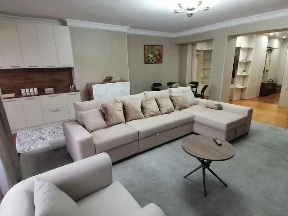 СДАМ квартиру. ЦЕНТР. Дархан.